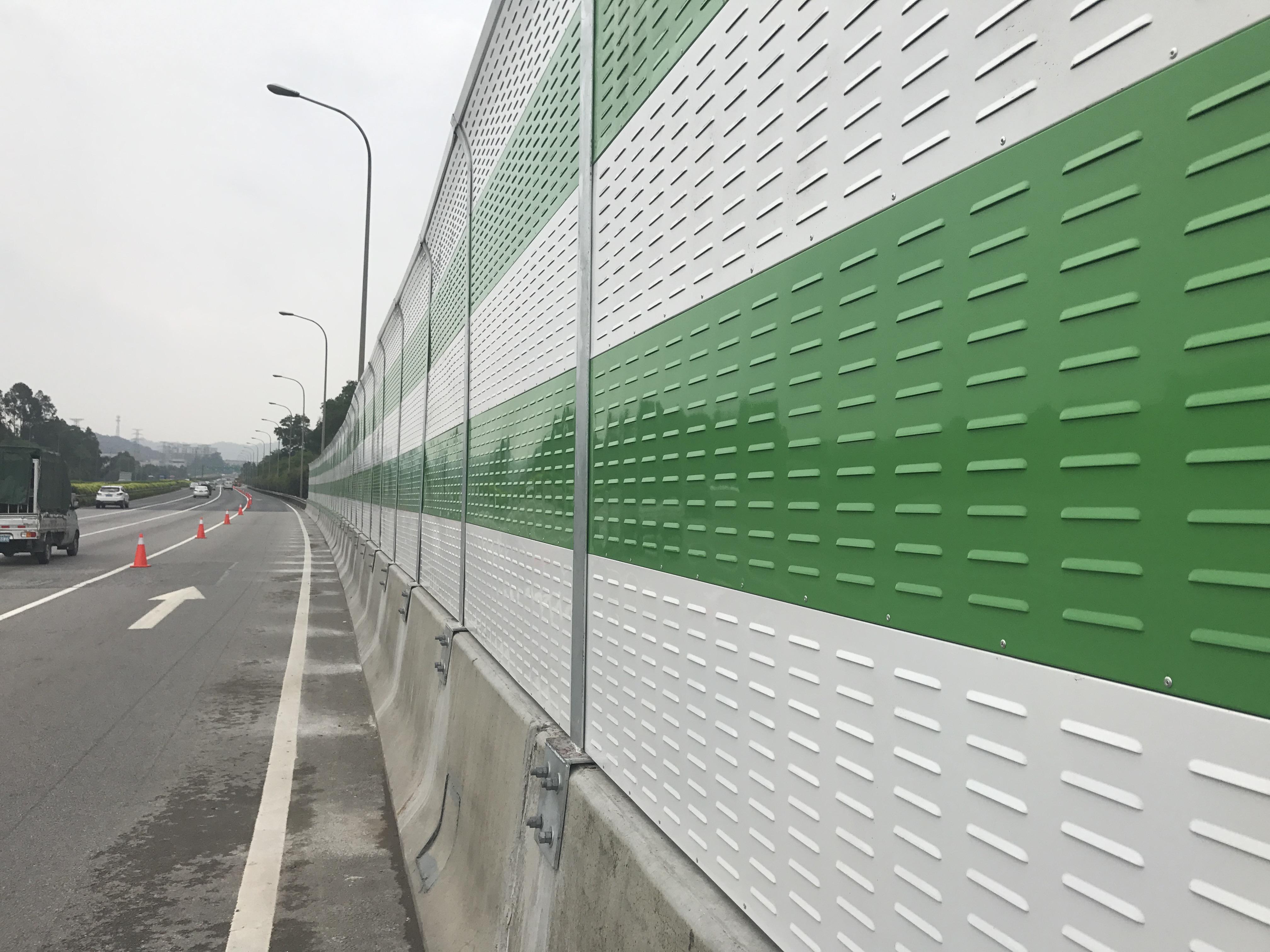 Báo Giá Tường Chống Ồn